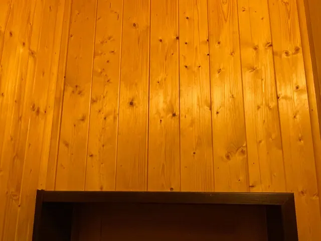 Schodisko so smrekovým obkladom – fotka 9