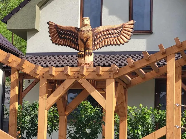 Pergola nad vstupným schodiskom – fotka 15